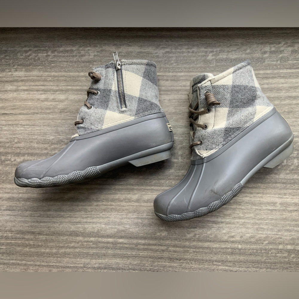 Sperry Grey Plaid Winter Booties - Picture 6 of 13